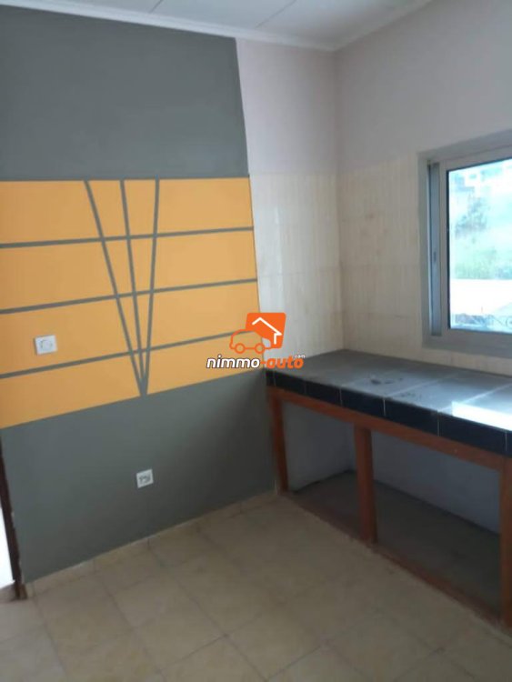 Immeuble à vendre à Ahala