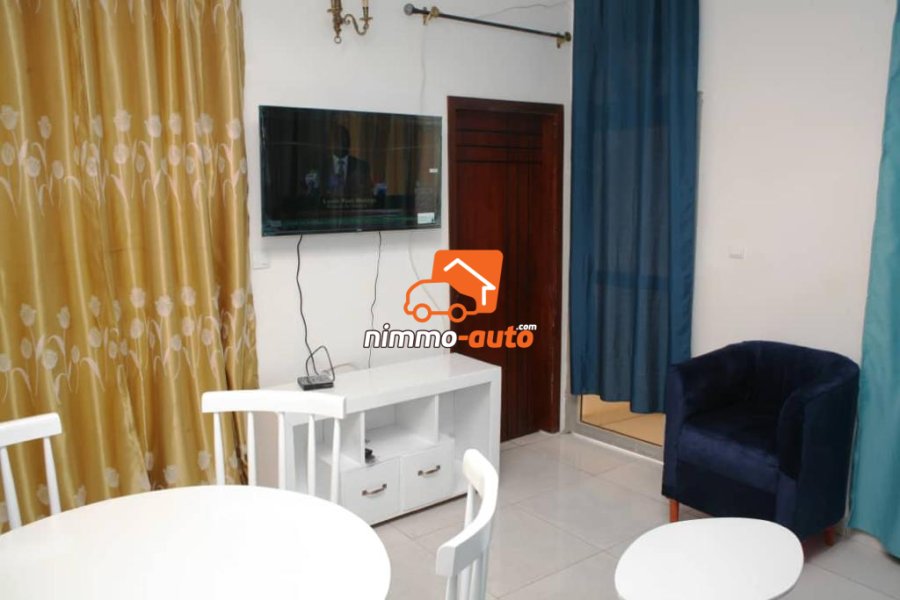 Magnifique studio meublé moins cher à louer à Barrière Ahala