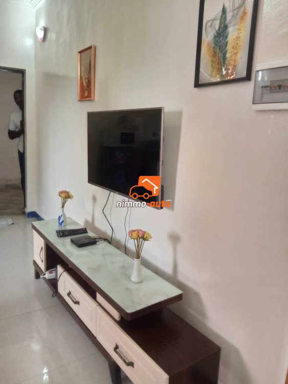 Joli studio meublé à louer à Talla Kribi