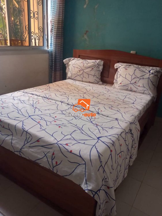 Joli studio meublé à louer à Kribi Nkolbiteng