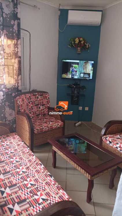 Studio meublé à louer à Messassi