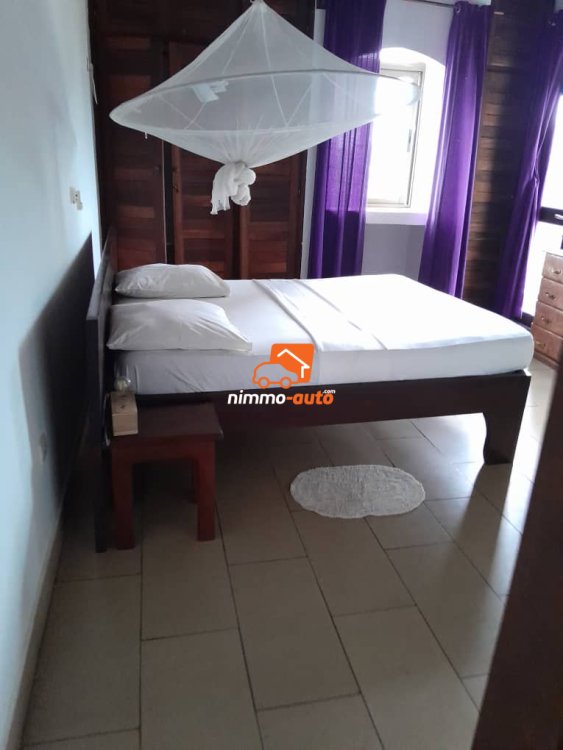 Appartement meublé de 03 chambres à louer à Kribi Mahalet