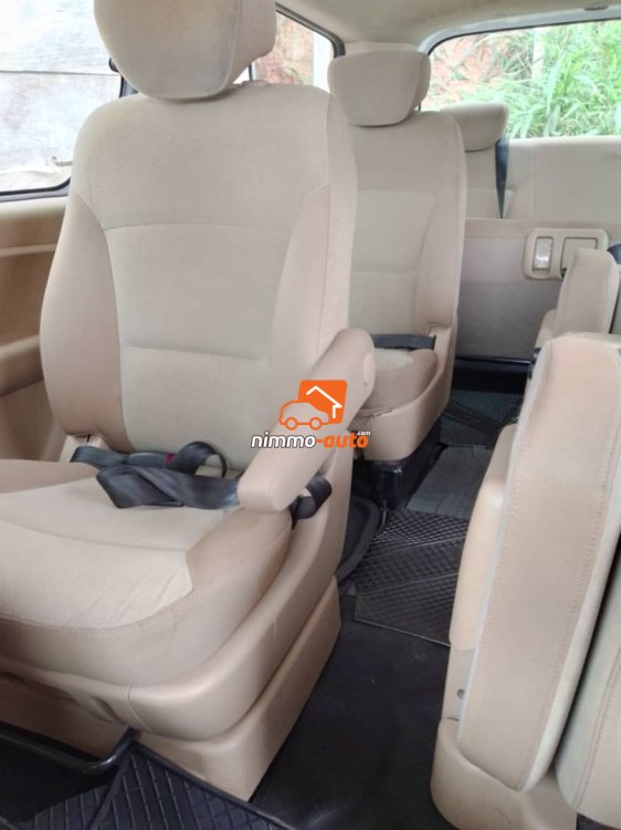 Mini bus 11Mini bus 11places à louer à Yaoundé