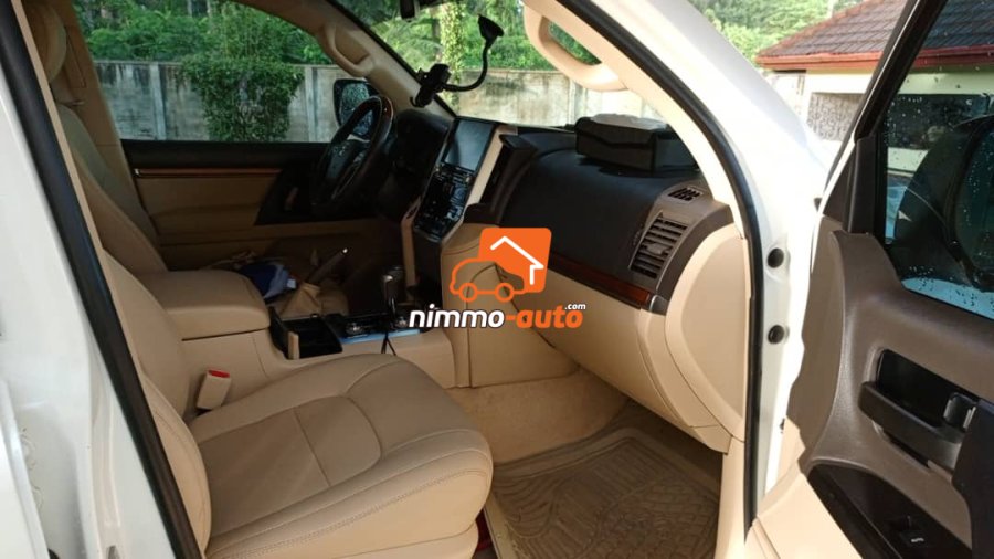 Toyota Land cruiser V6 à louer