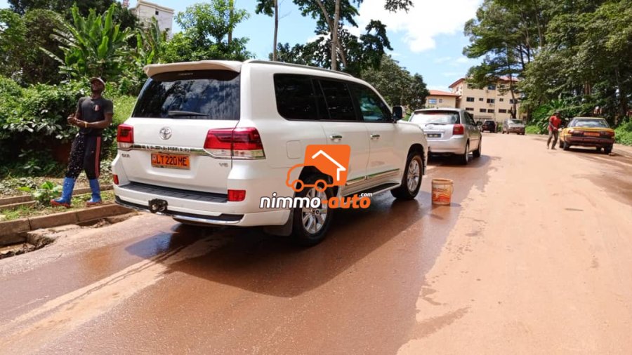 Toyota Land cruiser V6 à louer