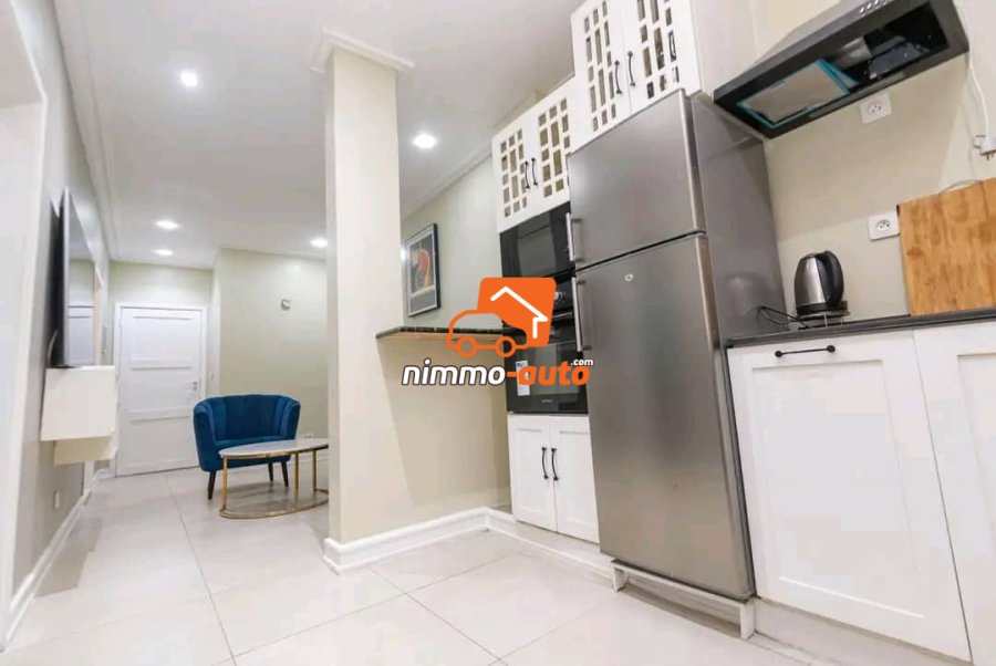 Splendide studio avec piscine à louer à Makepe