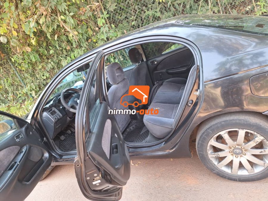 Toyota Avensis berlines à louer