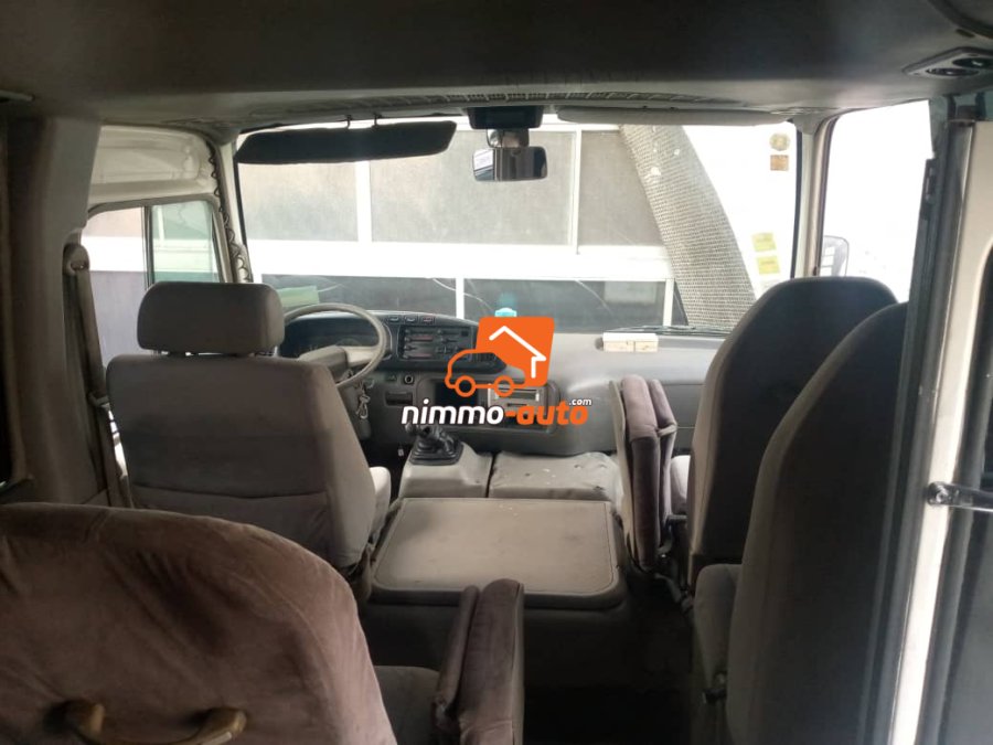 Coaster climatisé 35 places à louer à Douala