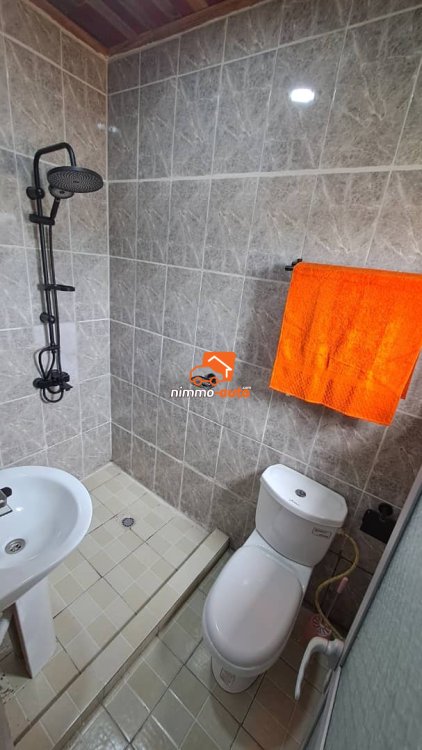 Splendide chambre meublée à louer à Kribi