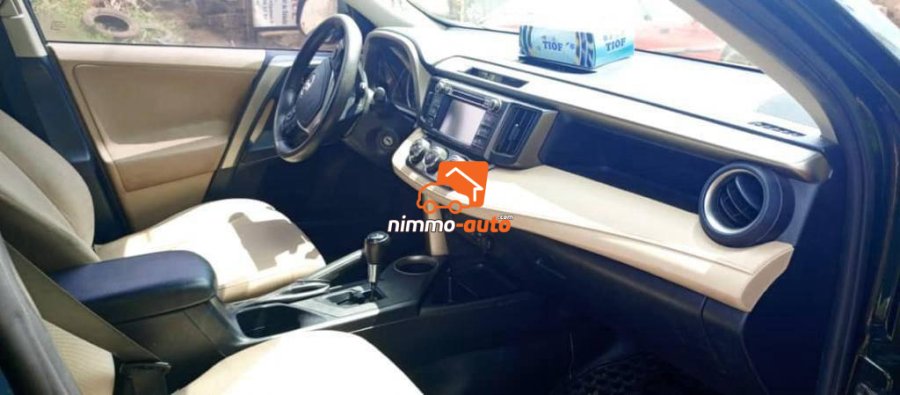 Mini Van Mercedes 11places à louer