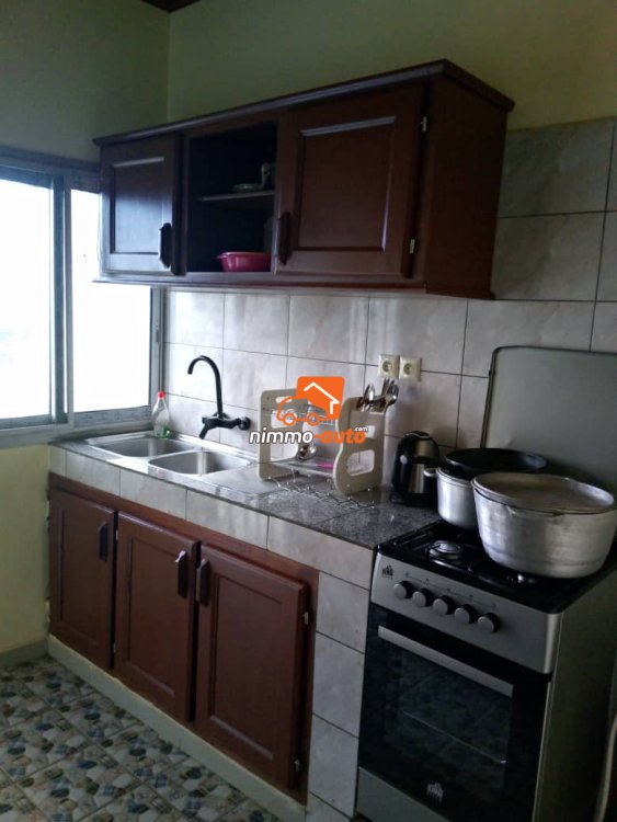 Appartement meublé sécurisé à louer à omnisports