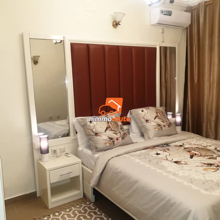 Magnifique studio meublé à louer à efoulan