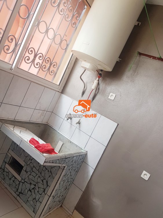 Appartement meublé spacieux de 3chbres à louer à yassa