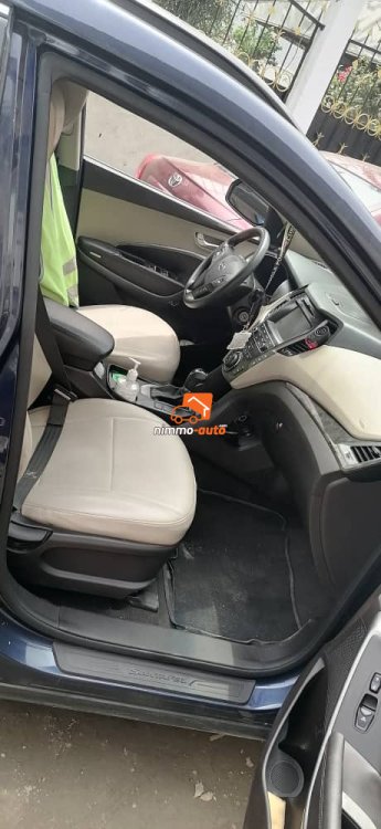 Hyundai Santa-fe 2017 7places à louer