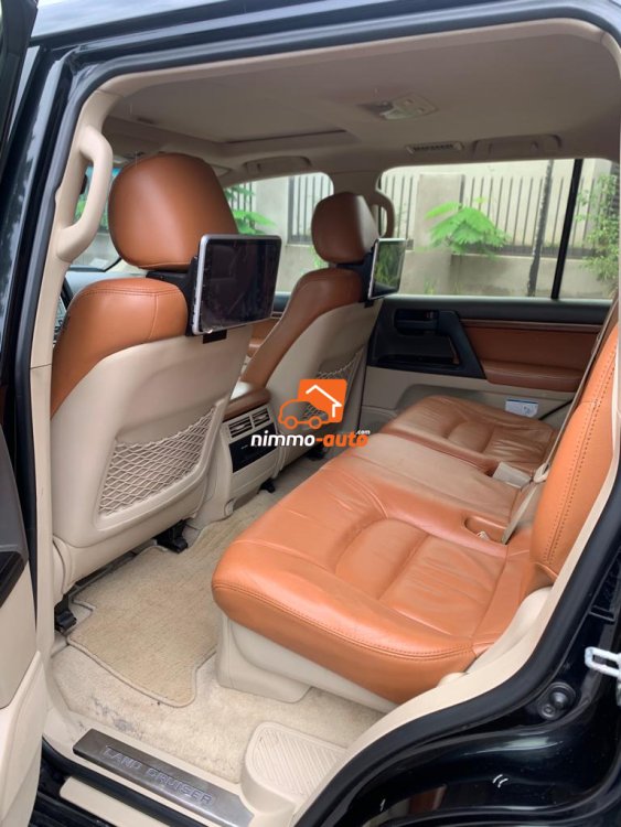 Prado Land cruiser v8 à louer