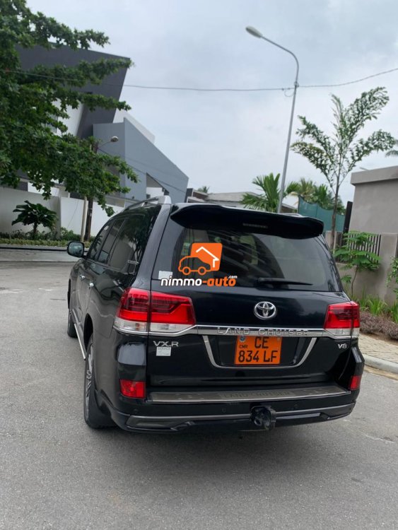 Prado Land cruiser v8 à louer