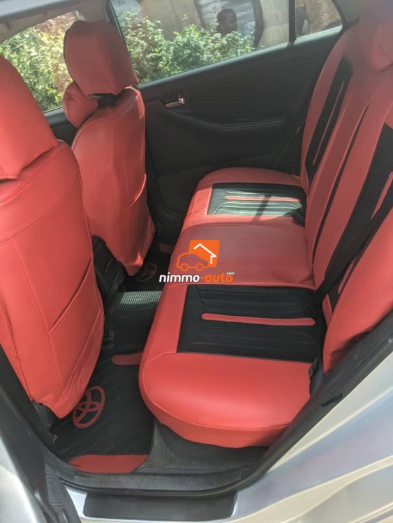 Toyota Corolla 115 en très bon état à vendre