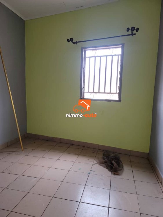 Spacieux appartement moderne à louer à Nsimeyong