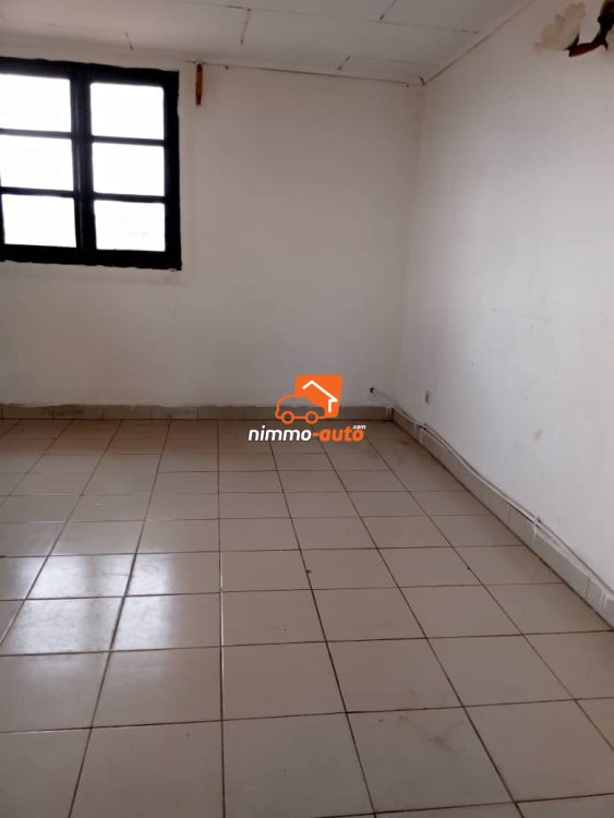 Studio moderne à louer à Santa Barbara