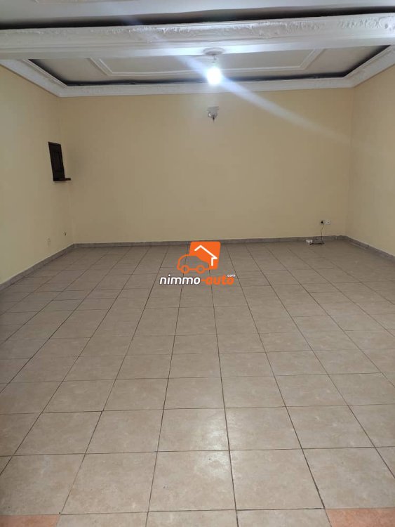 Appartement individuel à louer à Nsimeyong