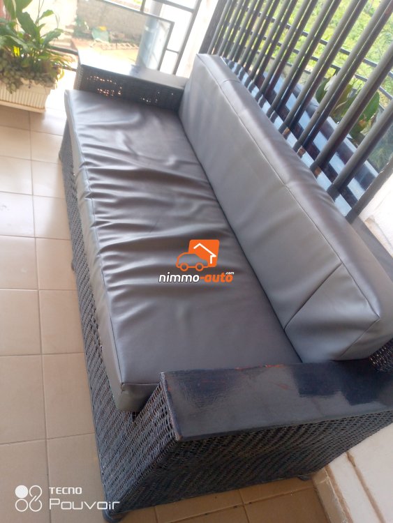 Appartement meublé de 03 chambres à louer à Odza fecafoot