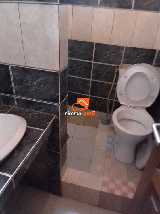 Studio moins cher à louer à Nkolbisson