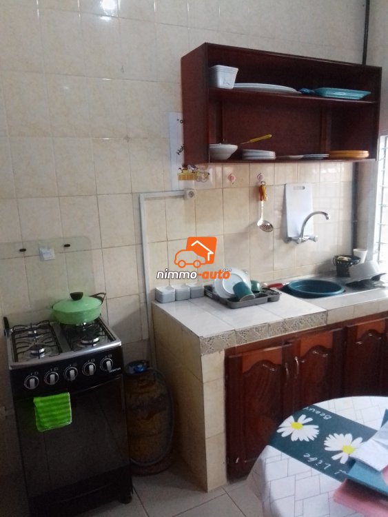 Appartement meublé 2chbres à louer à Bastos