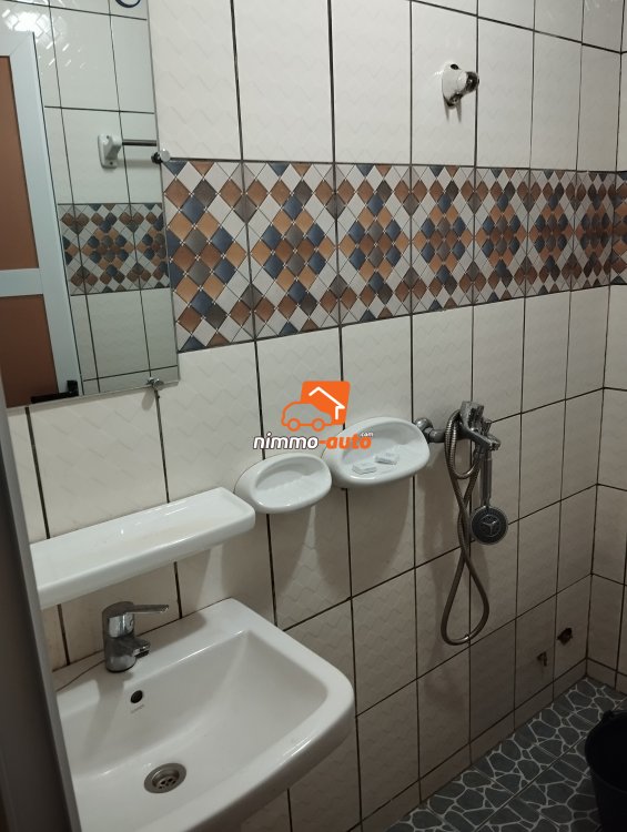 Appartement meublé très haut standing à louer à Mendong