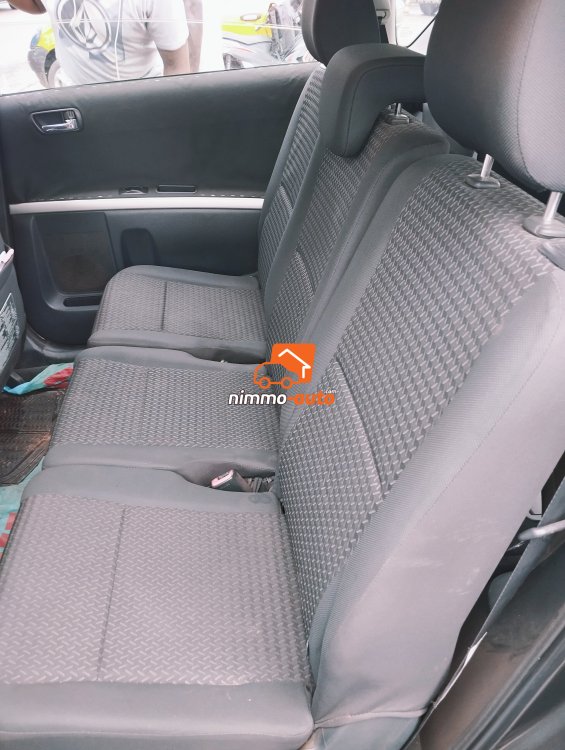 Corolla verso 7places à louer