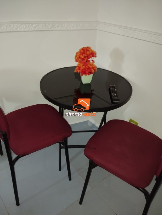 Jolie chambre meublée à louer à Odza auberge bleue