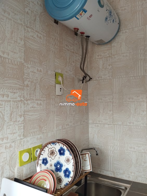 Jolie chambre meublée à louer à Odza auberge bleue