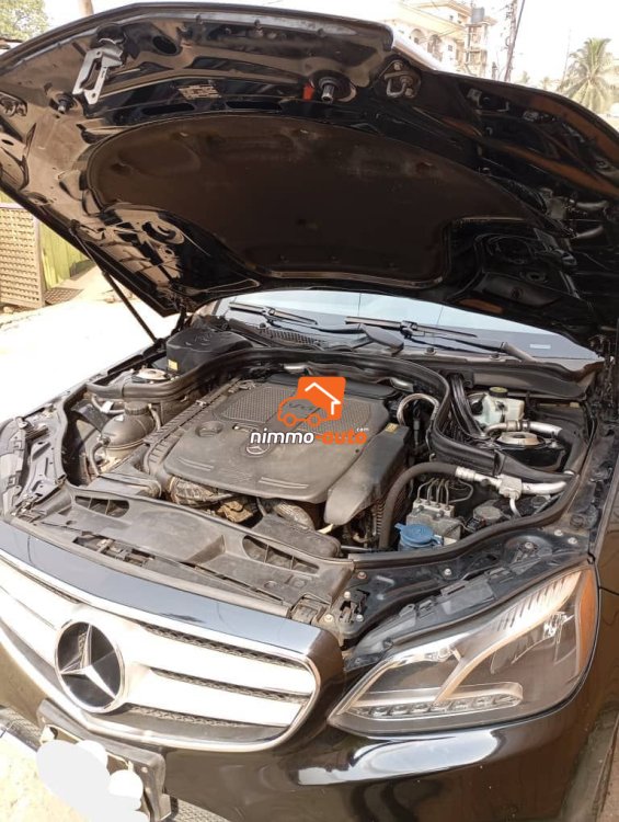 Mercedes Benz E350 2014 automatique  Berline luxe  Version américaine  V6  essence