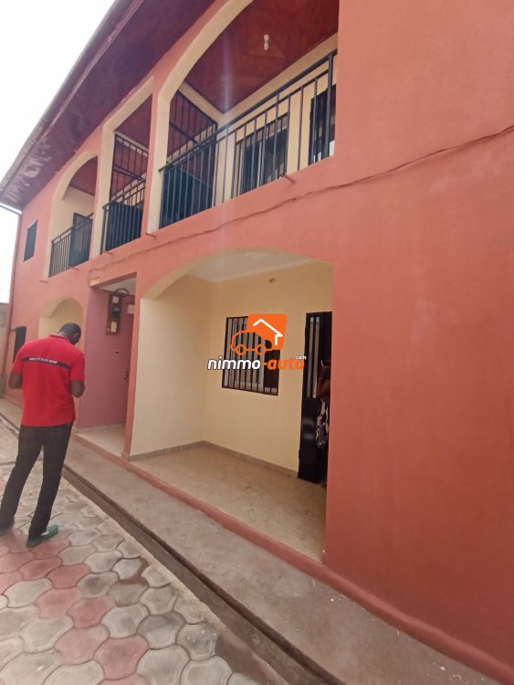 SOMPTUEUX STUDIO A LOUER A NGOUSSO