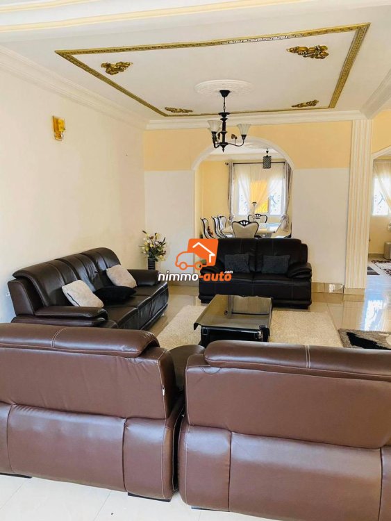 Somptueux duplex à vendre à Yassa
