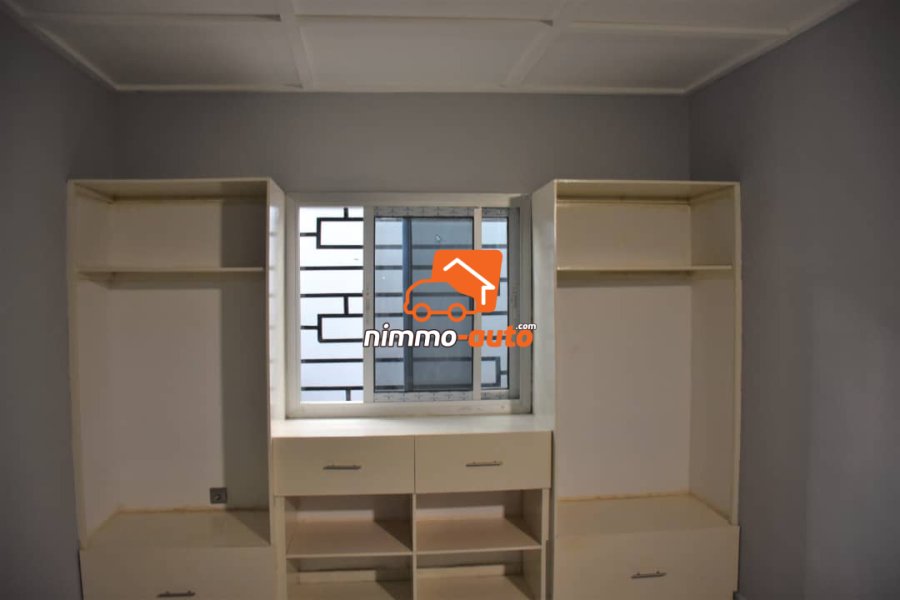 Appartement à louer à Nkolnda