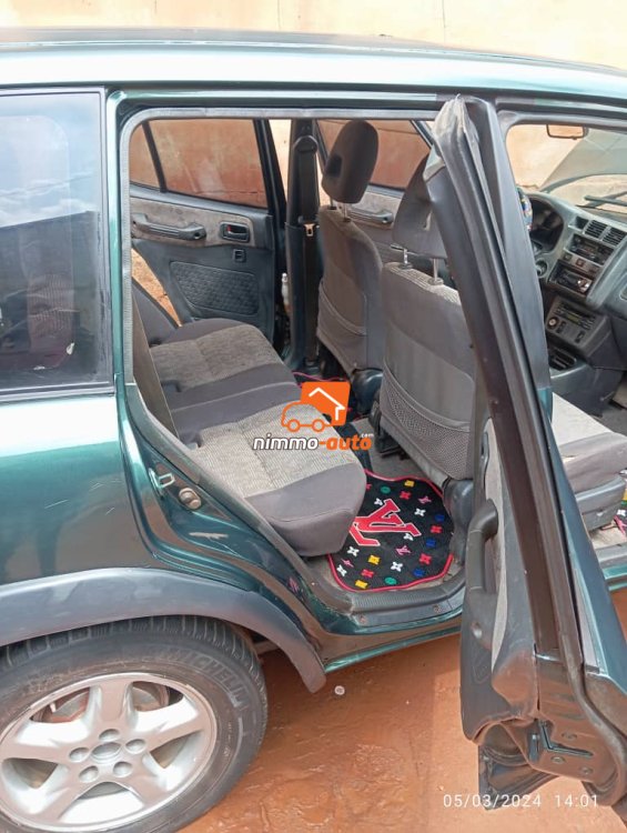 Toyota rav4 année 99 KO