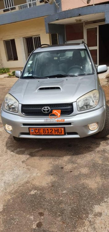 RAV 4 à louer