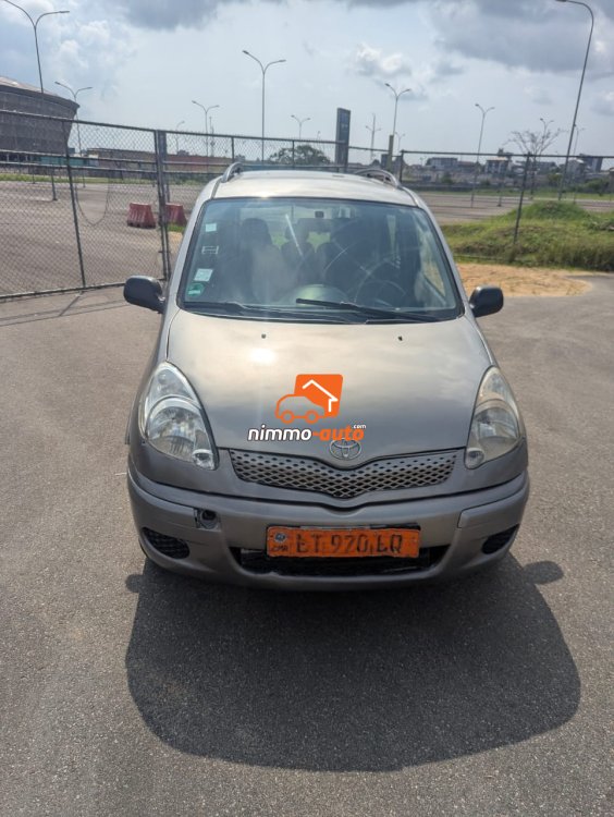 toyota yaris verso à vendre