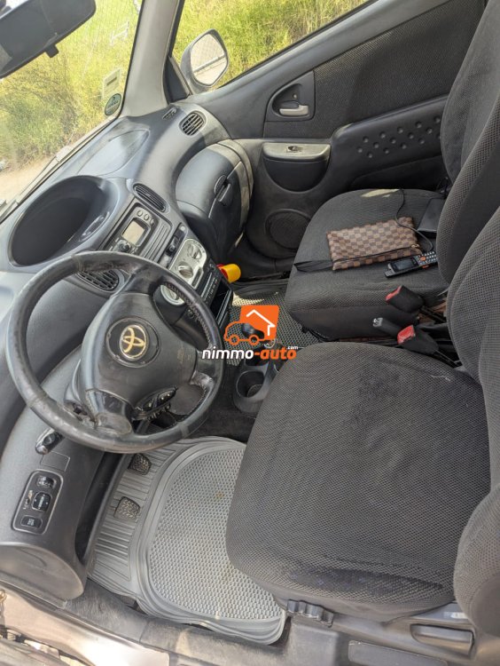 toyota yaris verso à vendre