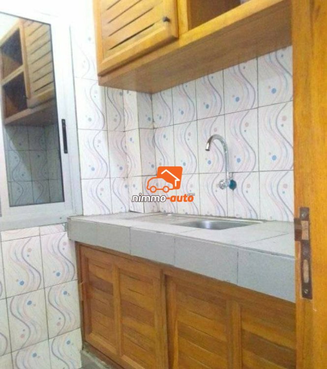 Studio à louer à Nkolbisson