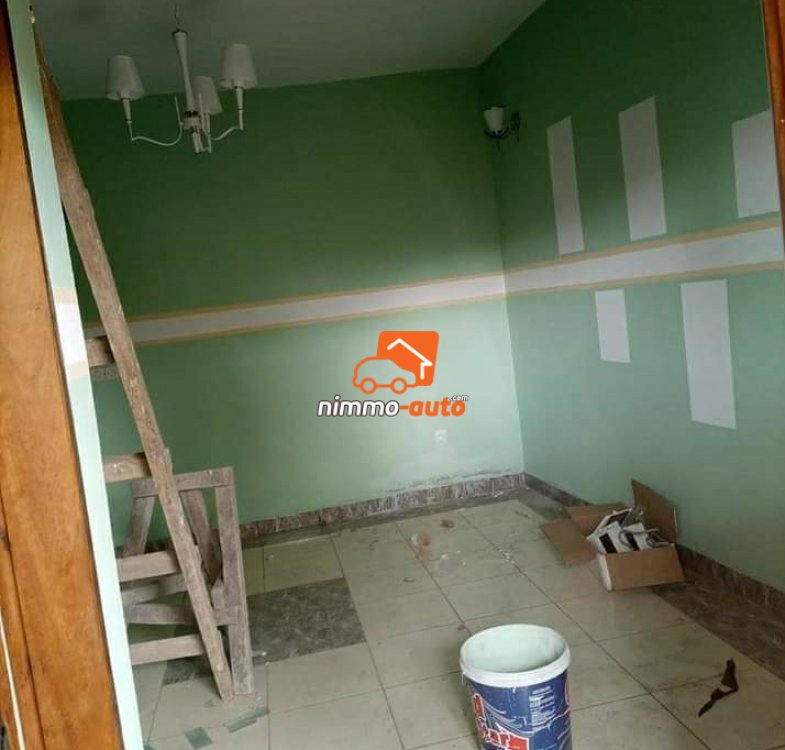 Studio à louer à Obogogo