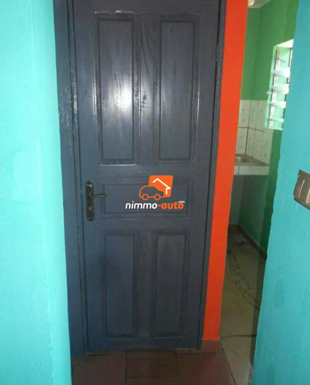 Studio à louer à Omnisports  bepanda