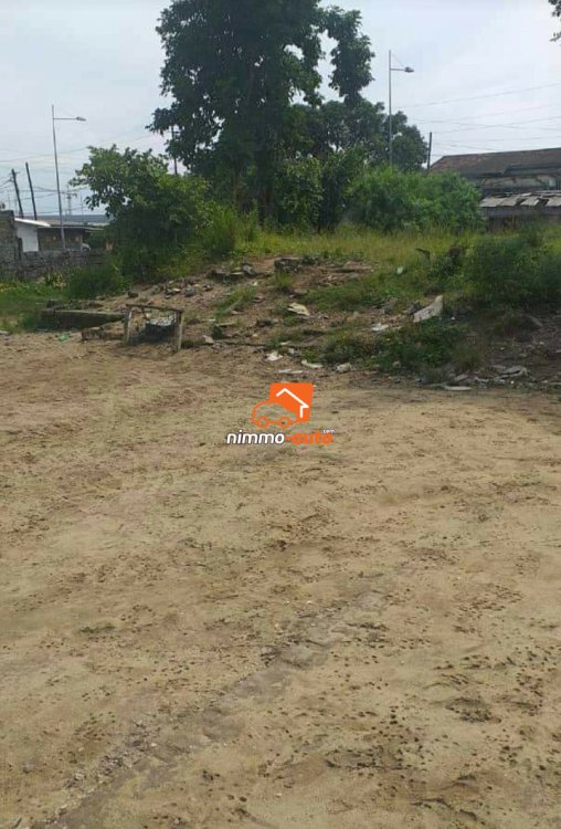 Terrain à vendre Bonabéri mairie Douala 4e