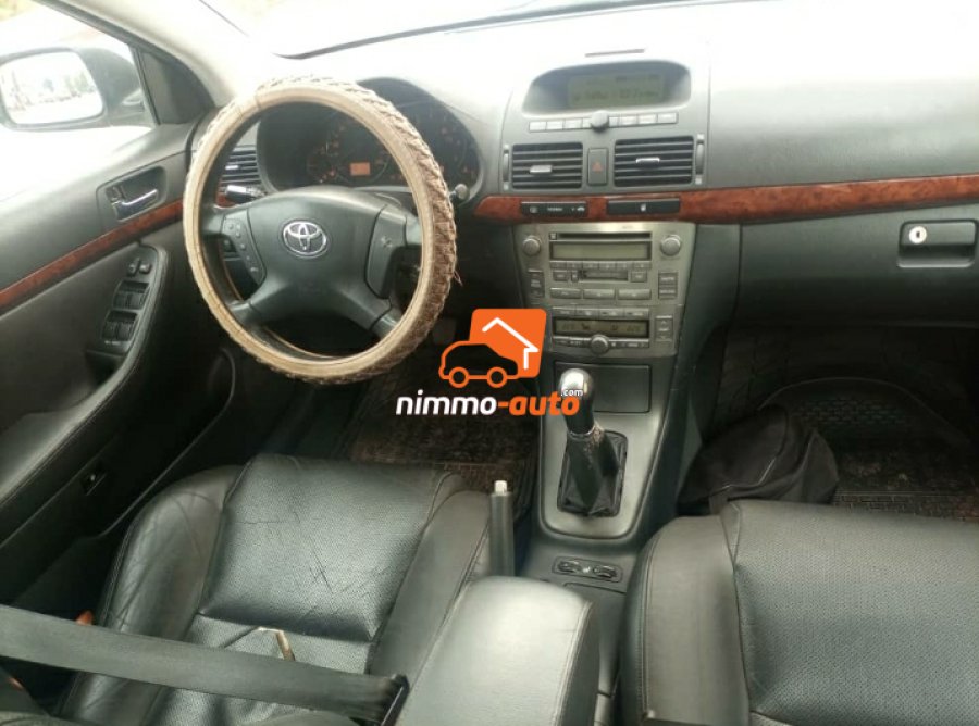 Toyota Avensis année 2006