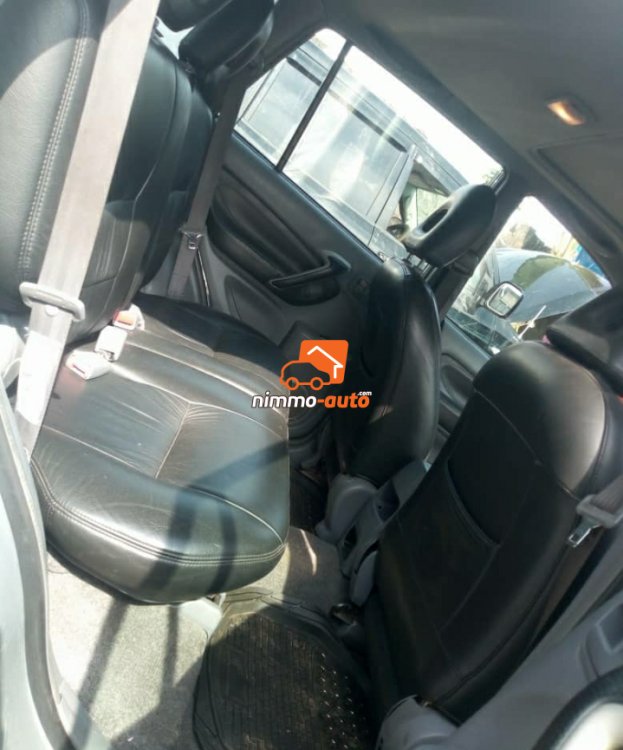 Toyota RAV4 année 2003