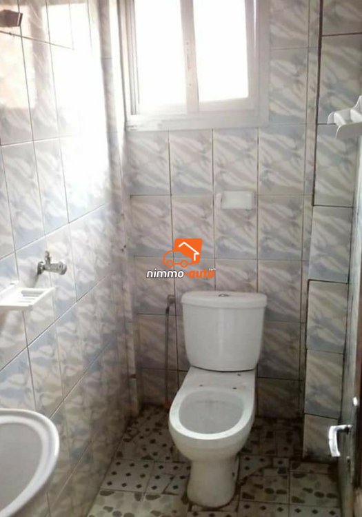 Studio moderne/ Appartement awae escalier