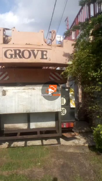 Engin spécial de marque GROVE