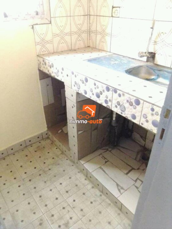 Studio moderne à louer à Damas