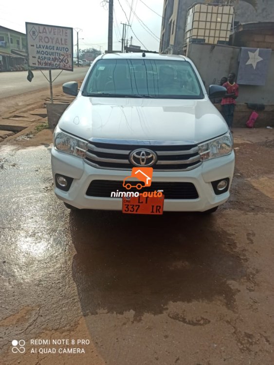 Pick up visible à Yaoundé