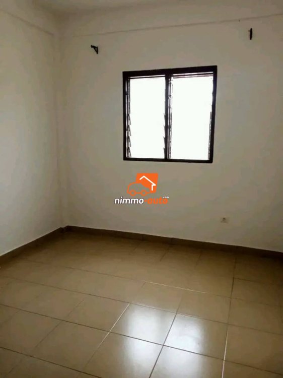 Appartement moderne à louer à biyem-assi